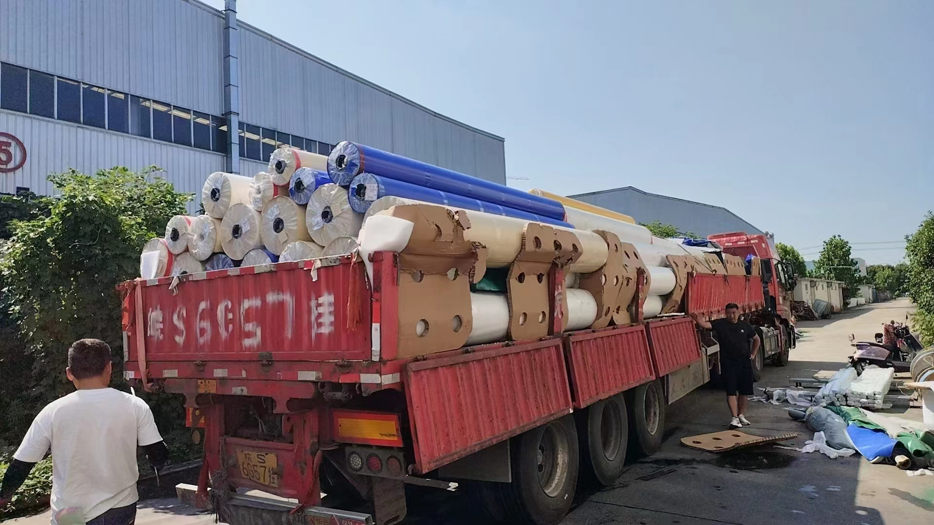 云航膜材膜布加工现场